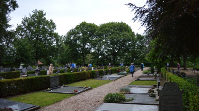 Efkes stille staon bie (vrijdag 10 juni 2022)